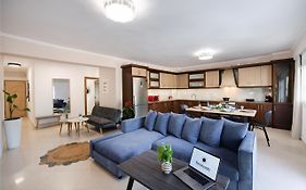 Peratzada Apartments
